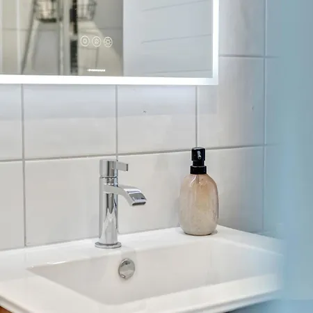 Modern In Μπέργκεν